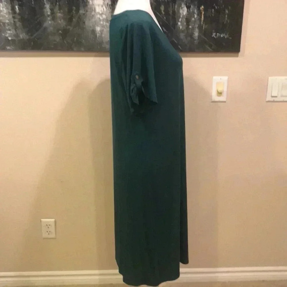 Premise Dresses Green Short Sleeve T-Shirt Styling w/gold button sleeve-XL - Picture 2 of 7